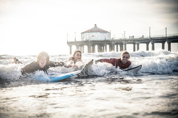 Wall Mural - Surfers