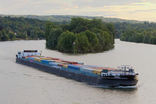 Efficient And Eco-responsible Supply Using Barges And River