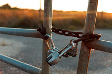 Sunset Chain Lock