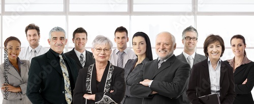 Fotomural Large group of diverse business people