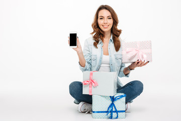 Poster - Portrait of a satisfied casual girl