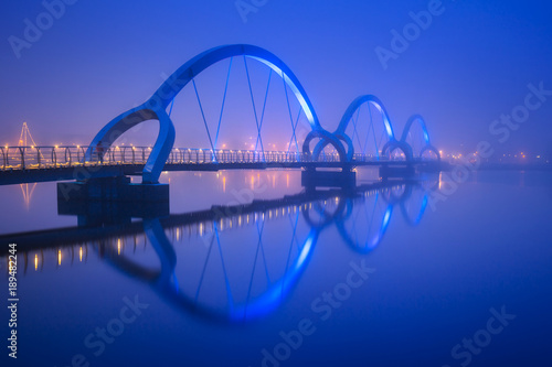 Naklejki most   most-dla-pieszych-solvesborgsbron-o-zmierzchu-w-szwecji-najdluzszy-most-dla-pieszych-o-dlugosci-756-metrow