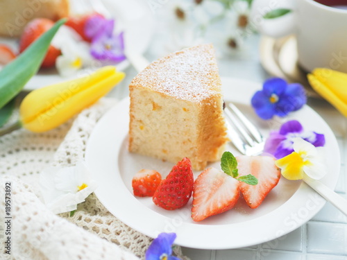 オシャレなシフォンケーキでティータイム Buy This Stock Photo And Explore Similar Images At Adobe Stock Adobe Stock