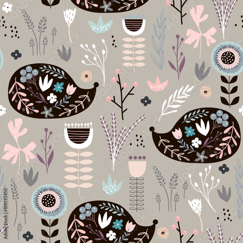 Stoffe zum Nähen Nahtlose Muster Igel mit floralen Elementen, Zweige. Kreative Wald Hintergrund. Perfekt für Kinder Bekleidung, Stoff, Textil, Kinderzimmer Dekoration, Geschenkpapier. Vektor-Illustration
