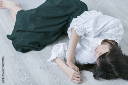 寝転がる女性 Buy This Stock Photo And Explore Similar Images At Adobe Stock Adobe Stock 寝転がる女性 Buy This Stock Photo And Explore Similar Images At Adobe Stock Adobe Stock