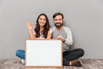 Sticker - Portrait of a cheerful young couple