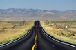 Einsamer Abschnitt der Route 6 in Richtung Springville, Utah, USA