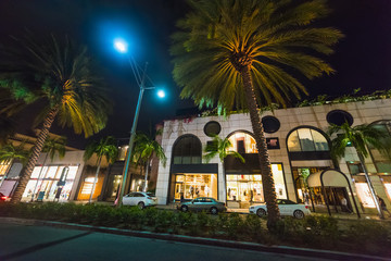 Wall Mural - Rodeo Drive on a clear night