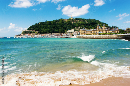 Fotografie, Tablou  View of sandy beach of San Sebastian (Donostia), Spain in a lovelyl summer day
