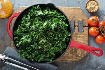 Canvas Print - Sauteed kale with chili flakes