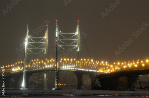Plakat Most wantowy w nocy.