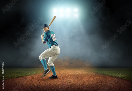 Fototapety Baseball  gracze-baseballa-w-akcji-na-stadionie