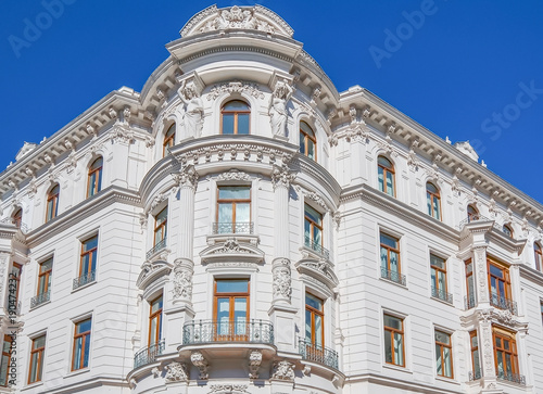 Altbau Hochwertig Saniertes Grunderzeithaus Deutschland Buy