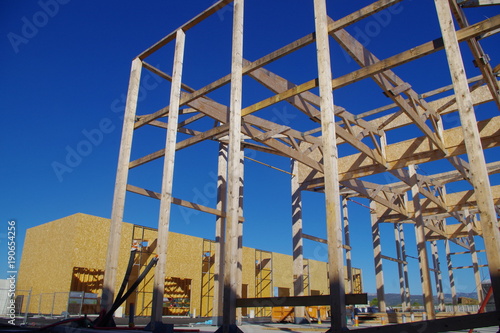 Chantier De Construction De Batiment Avec Ossature Bois écologique