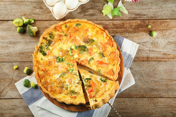 Poster - Tasty broccoli quiche on table