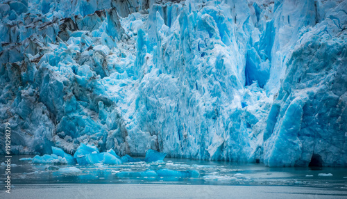 Zdjęcie XXL Wspaniały lodowiec Sawyer na czubku Tracy Arm Fjord