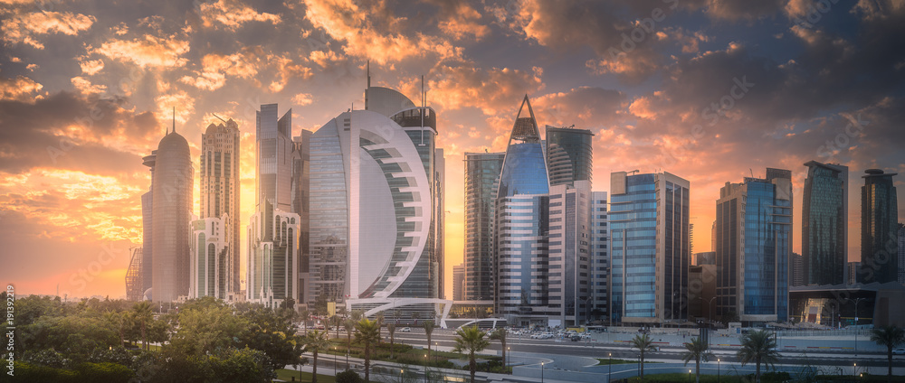 Skyline of West Bay and Doha City Center, Qatar - obrazy, fototapety, plakaty 