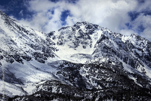 Plakat Widok Snowy Mountains Near Rock Creek Lake