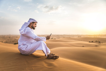 Wall Mural - Arabic man in the desert