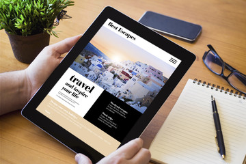 Canvas Print - desktop tablet travel website