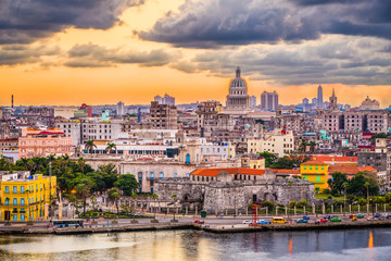 Fototapete - Havana, Cuba downtown skyline.
