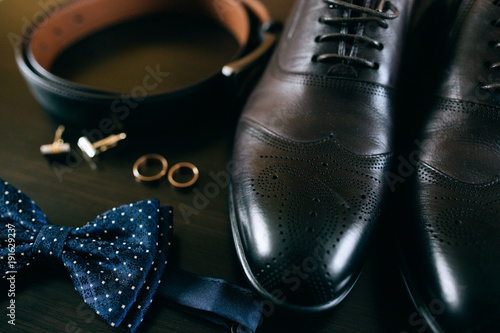 Photographie Wedding details. groom set. Men's accessories, shoes, rings