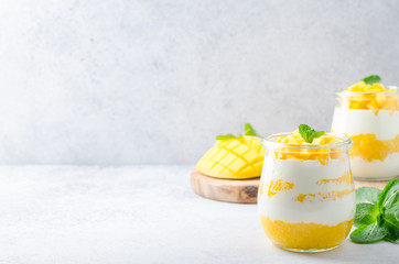 Greek yogurt with mango