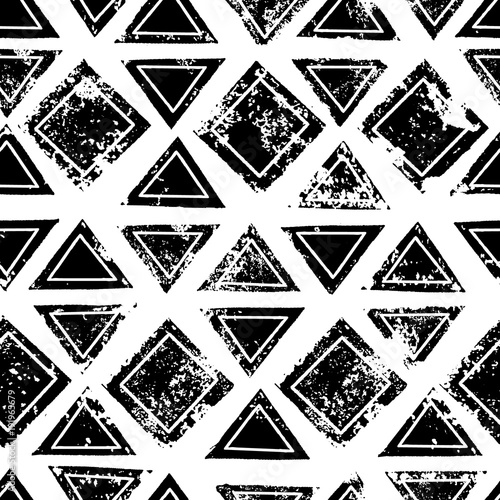 Dekoracja na wymiar  czarno-biale-trojkaty-i-kwadraty-w-wieku-geometryczny-wzor-bezszwowe-etniczne-grunge-vecto