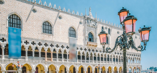 Wall Mural - Dodge Palace and street lamp with pink glass in Venice, Italy