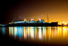 Queen Mary At Night