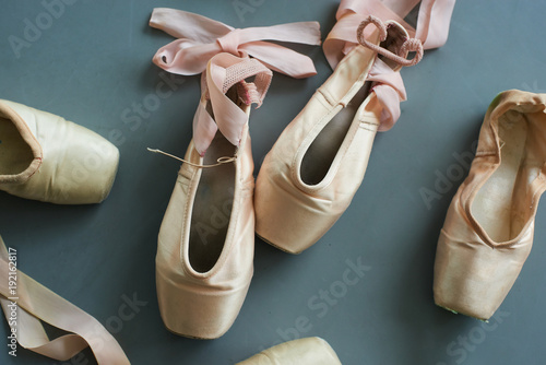 ballet pointe shoes. Ballerinas old 