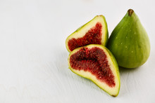 Sliced Green Figs