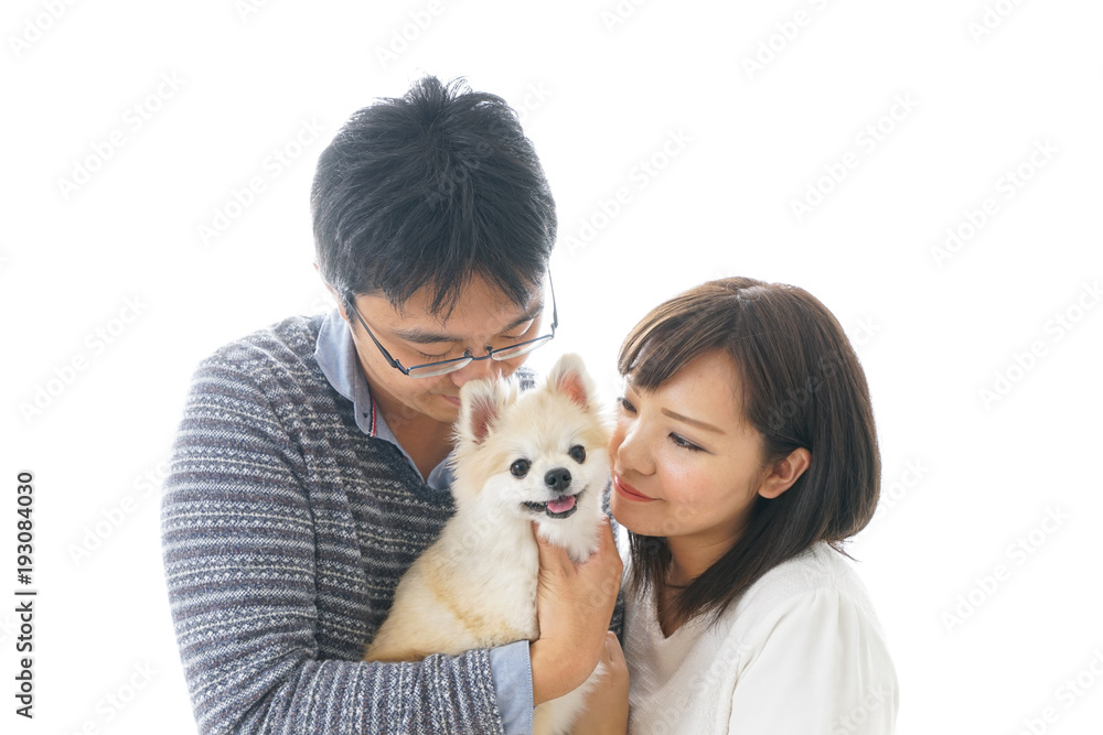 犬を抱く夫婦 カップル ブリーダー 動物愛護 Stock Gamesageddon