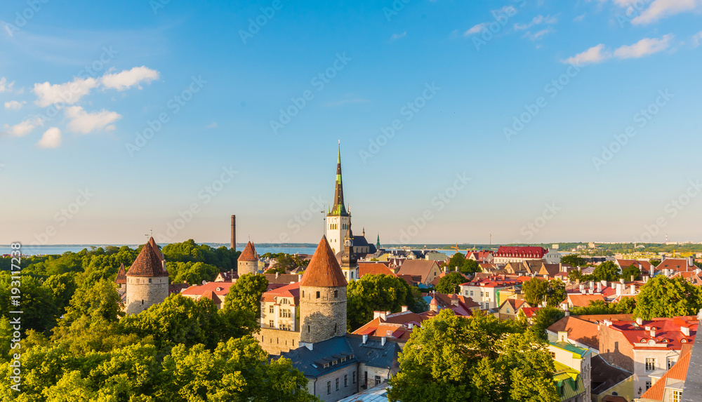 Obraz na płótnie Panorama Panoramic Scenic View Landscape Old City Town Tallinn In Estonia w salonie