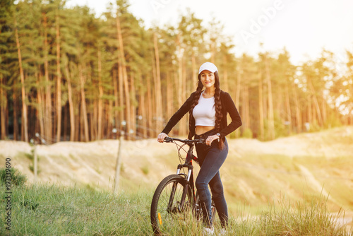 hot chicks riding bikes