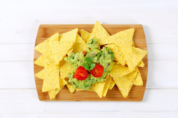 Poster - tortilla chips with guacamole