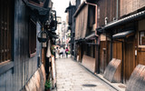 Fototapeta  - 京都　祇園の路地