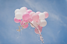 White And Pink Balloons In The Sky 682.