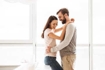 Sticker - Pretty young couple embracing