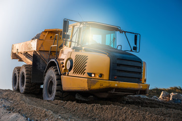 Canvas Print - camion de chantier en action