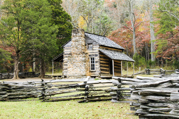 Wall Mural - John's Cabin located in Cades Cove of the Smokey Mountain National Park, KY