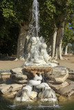 Fototapeta Sawanna -  Fountain in the garden of Aranjuez, Spain. 