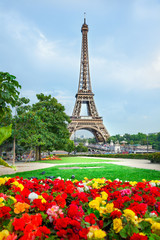 Wall Mural - flowers and eiffel tower
