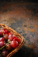 Canvas Print - Top view of basket filled by grapes