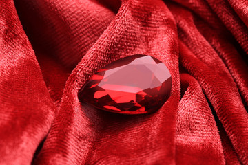 Canvas Print - Precious stone for jewellery on red velvet