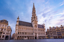 Grand Place Early In The Morning  In Brussels, Belgium