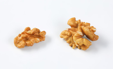 Poster - fresh walnut kernels