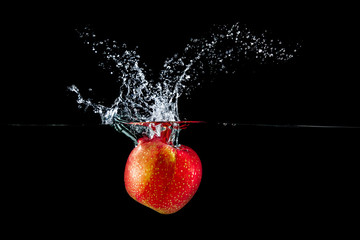 apple in water splash