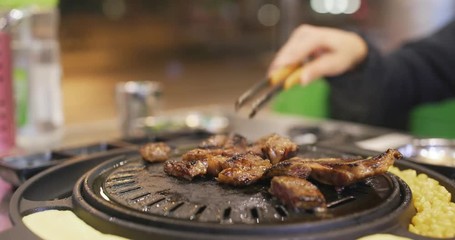 Canvas Print - Korean meat barbecue in restaurant