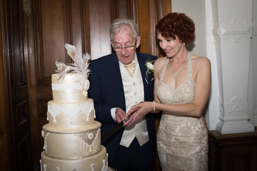 Wedding cake cutting